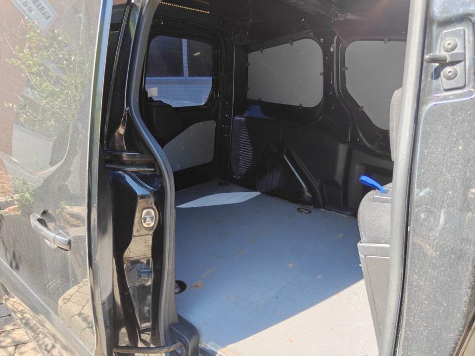 Peugeot Partner 1,6 BlueHDi 100 L1 Premium ESG Van 5d