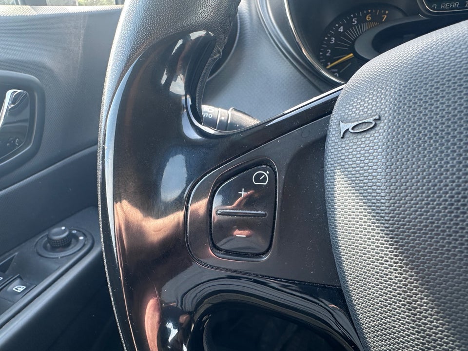 Renault Captur 0,9 TCe 90 Dynamique 5d