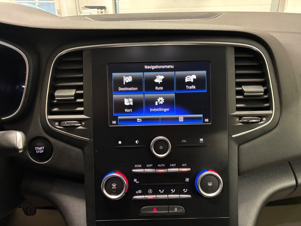 Renault Megane IV 1,2 TCe 130 Zen Sport Tourer 5d