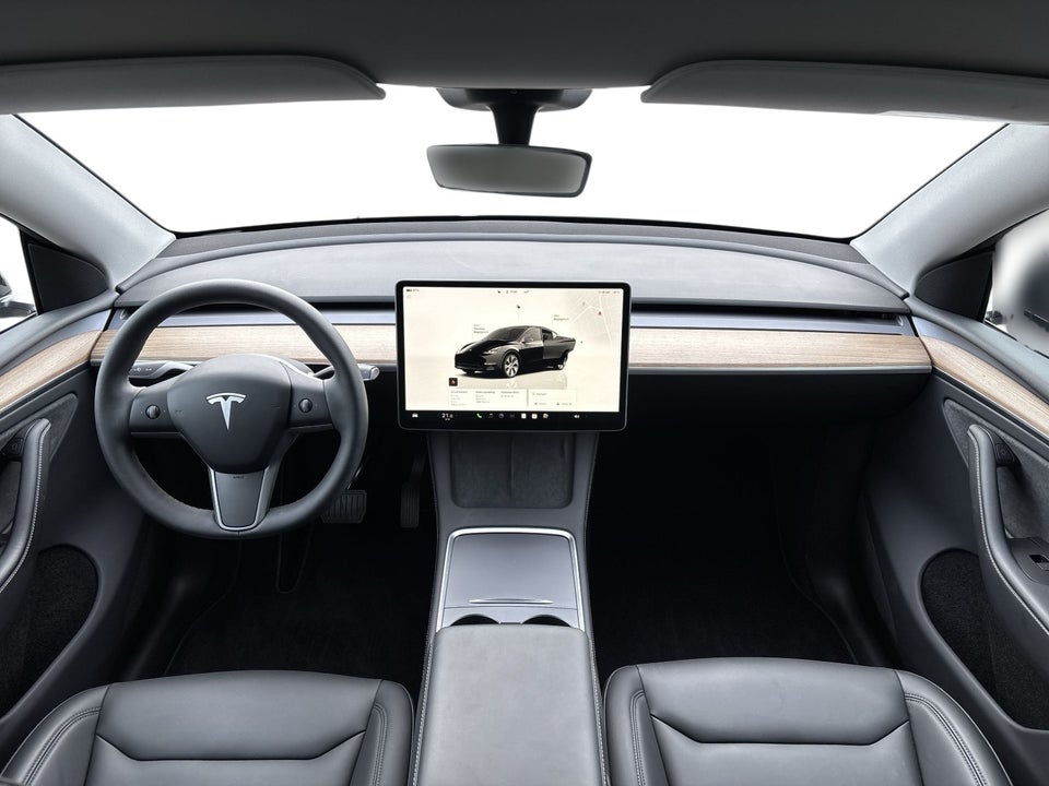 Tesla Model Y Long Range RWD 5d