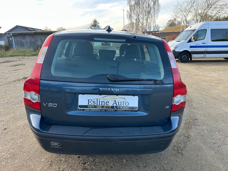 Volvo V50 1,8 Kinetic 5d