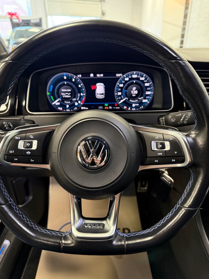 VW Golf VII 1,4 GTE DSG 5d