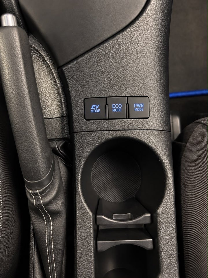 Toyota Auris 1,8 Hybrid H2 Comfort Touring Sports CVT 5d
