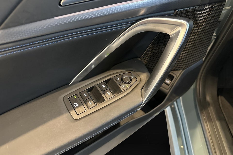 BMW iX1 eDrive20 M-Sport Pro 5d