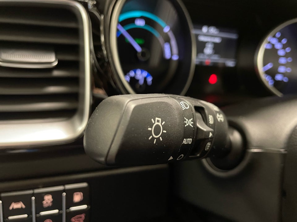 Kia Ceed 1,6 PHEV Upgrade SW DCT 5d