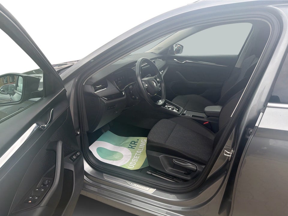 Skoda Octavia 1,4 TSi iV Plus Combi DSG 5d