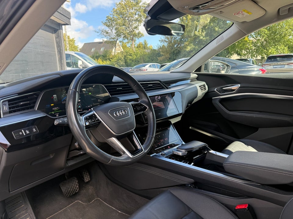 Audi Q8 e-tron 55 Prestige quattro 5d