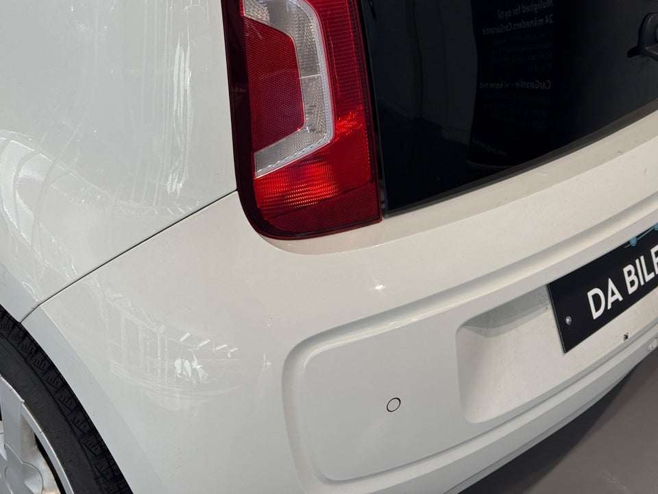 VW Up! 1,0 75 White Up! 5d