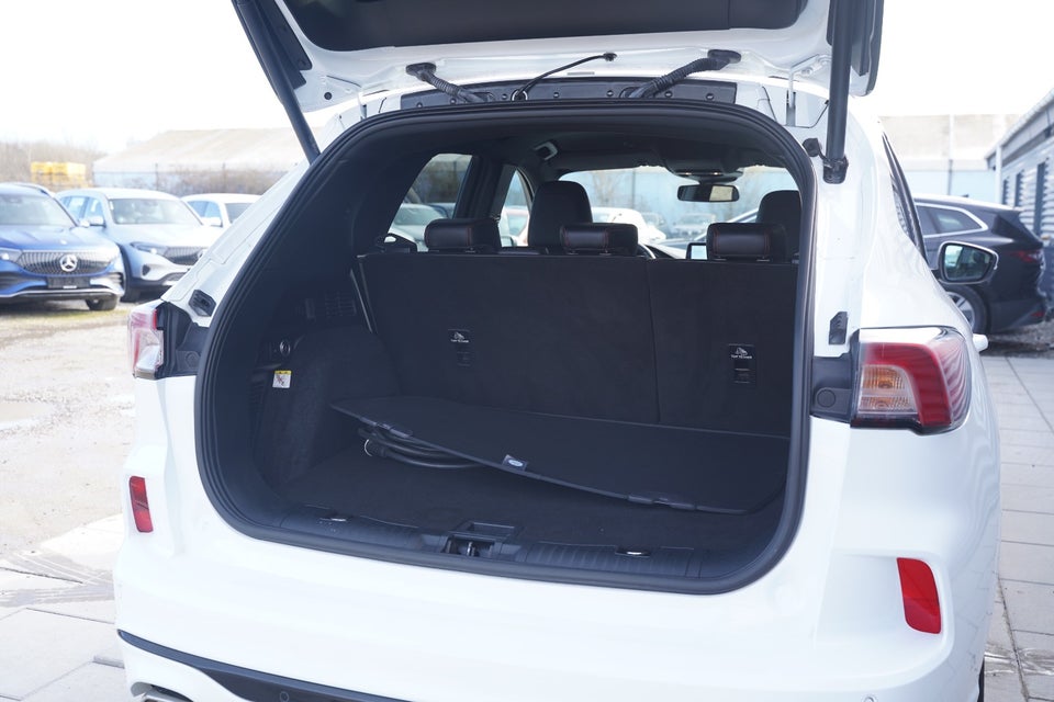 Ford Kuga 2,5 PHEV ST-Line X CVT 5d