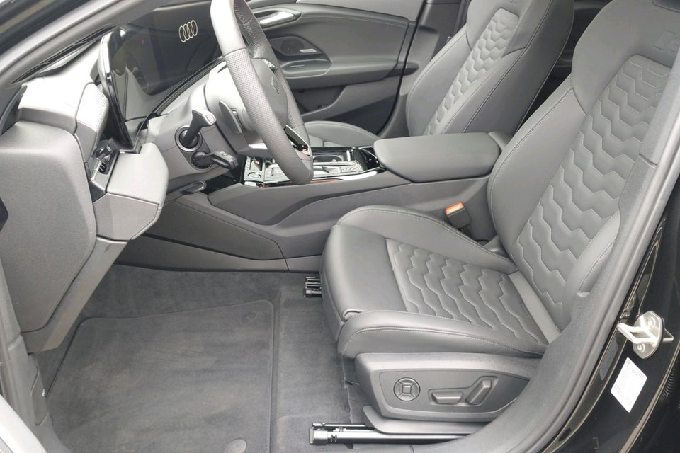 Audi A6 e-tron S-line plus performance Avant 5d