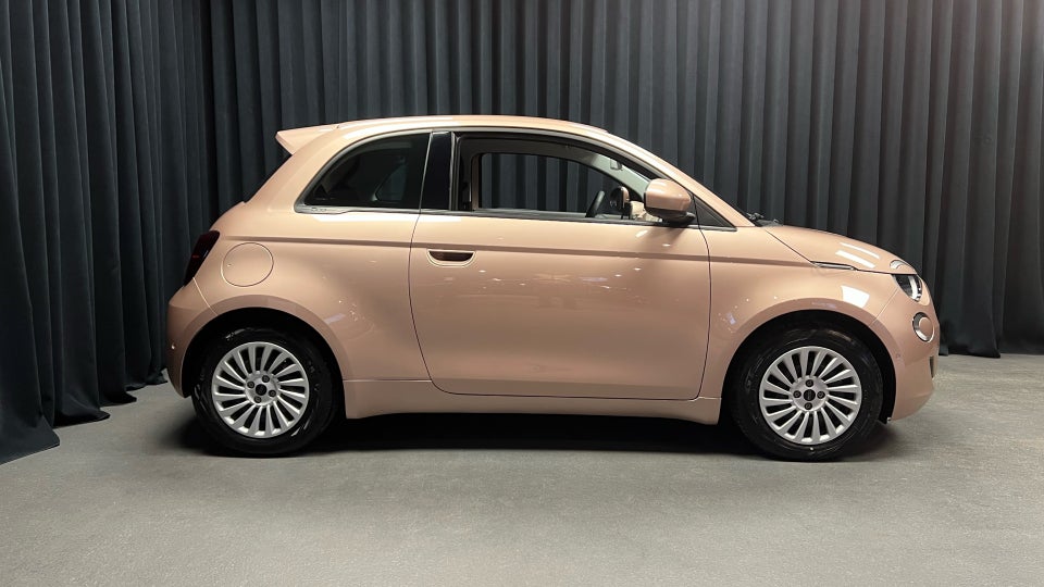 Fiat 500e 42 Icon 3d
