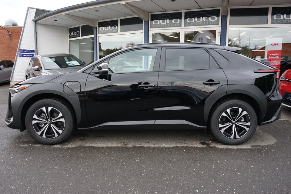 Toyota bZ4X Prestige 5d