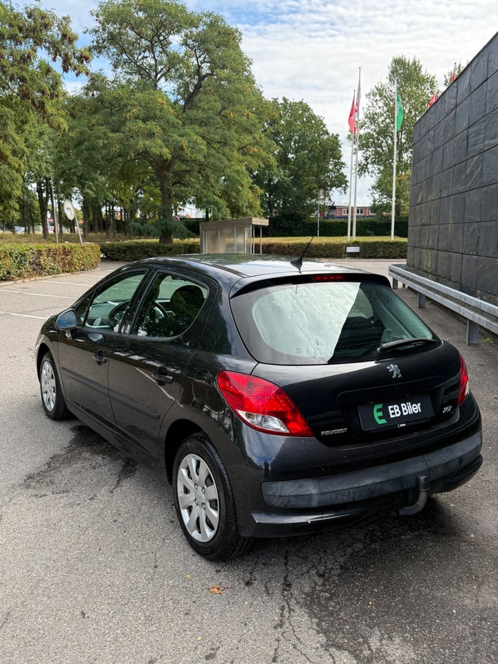 Peugeot 207 1,6 HDi 90 5d