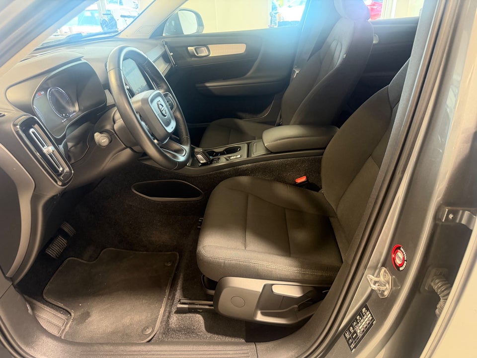 Volvo XC40 2,0 D3 150 Momentum aut. 5d