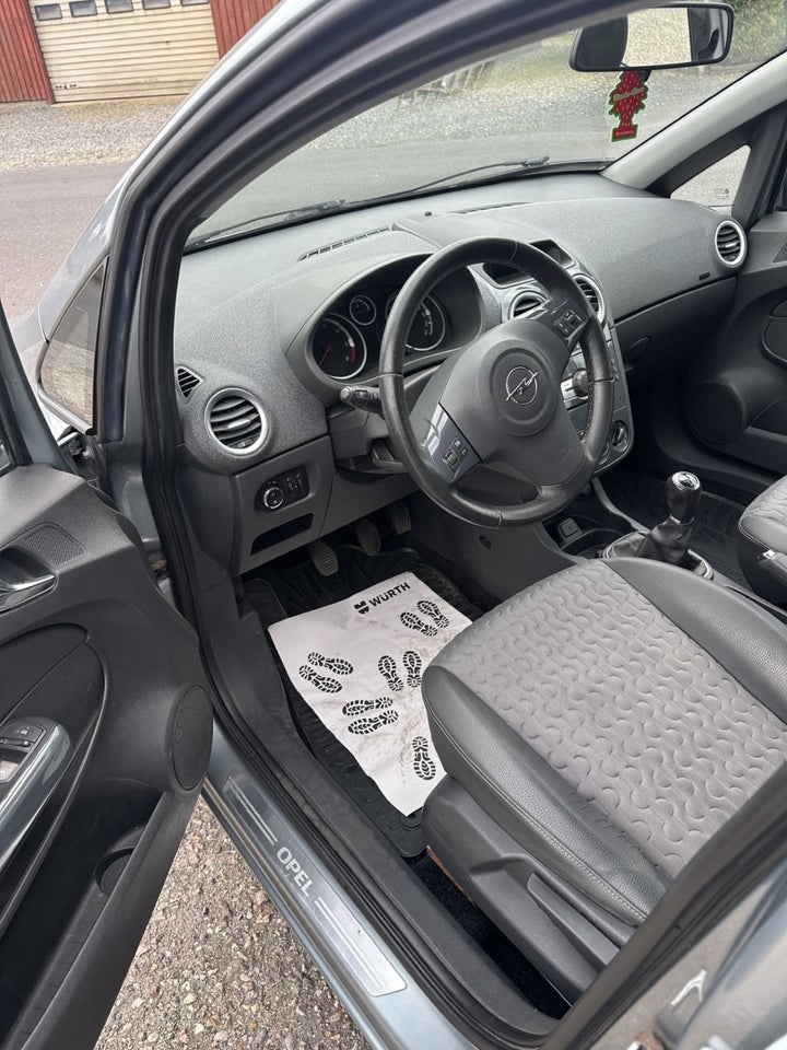 Opel Corsa 1,3 CDTi 95 Cosmo eco 5d