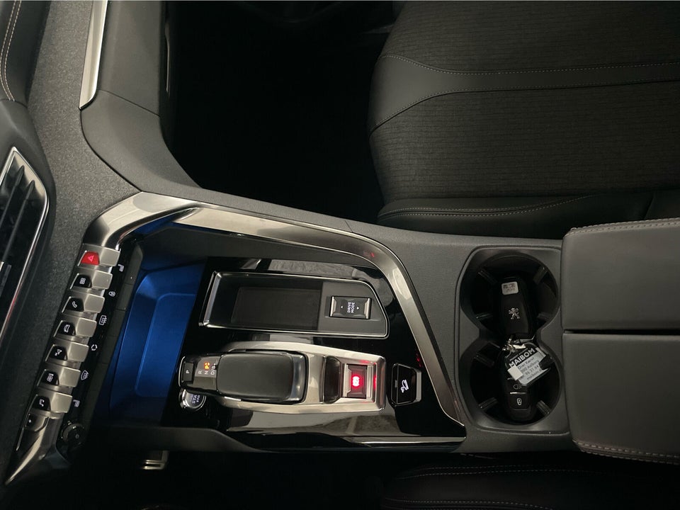 Peugeot 3008 1,6 Hybrid GT Line EAT8 5d