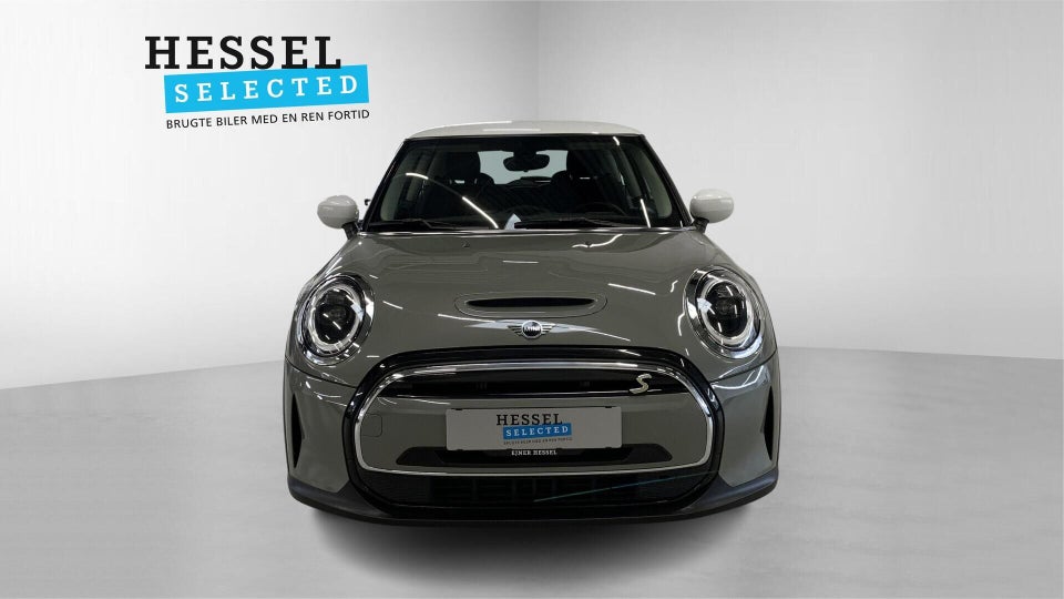 MINI Cooper SE Essential 3d