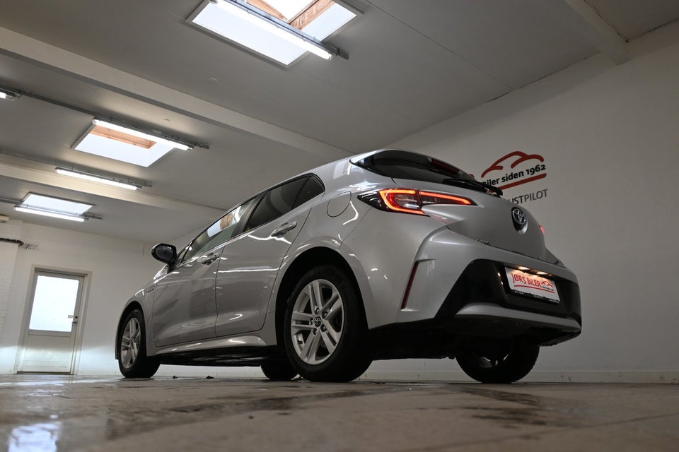 Toyota Corolla 1,8 Hybrid H3 MDS 5d
