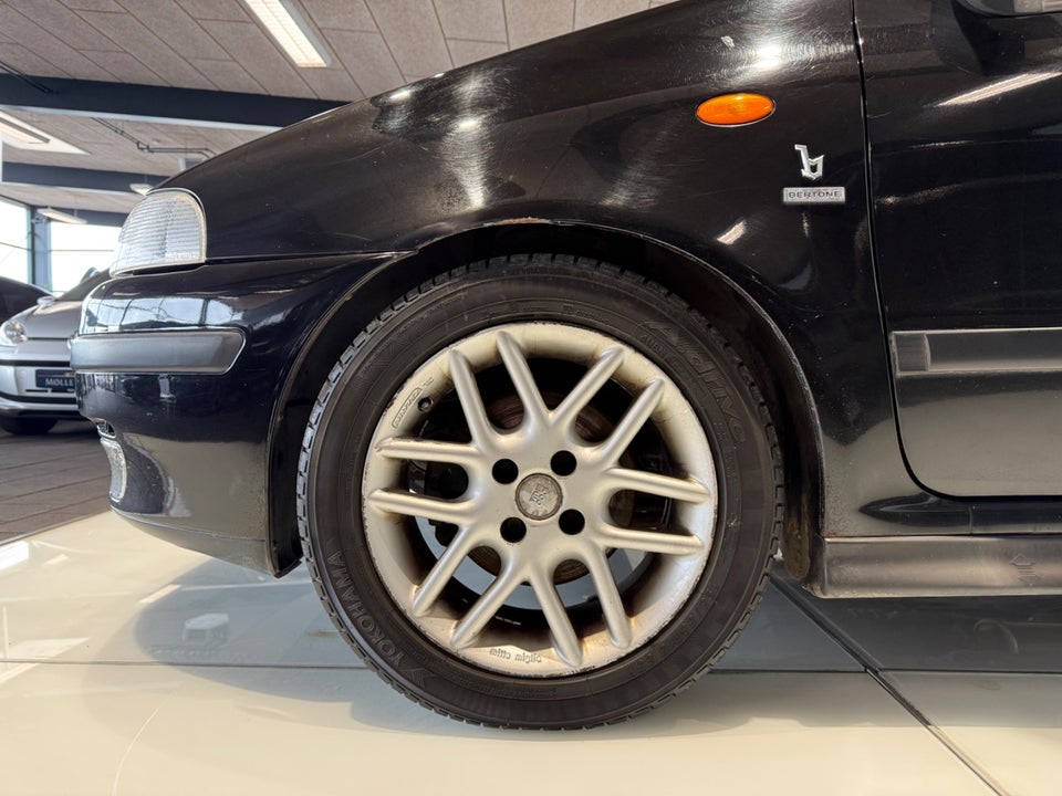 Fiat Punto 1,6 ELX Cabriolet 2d