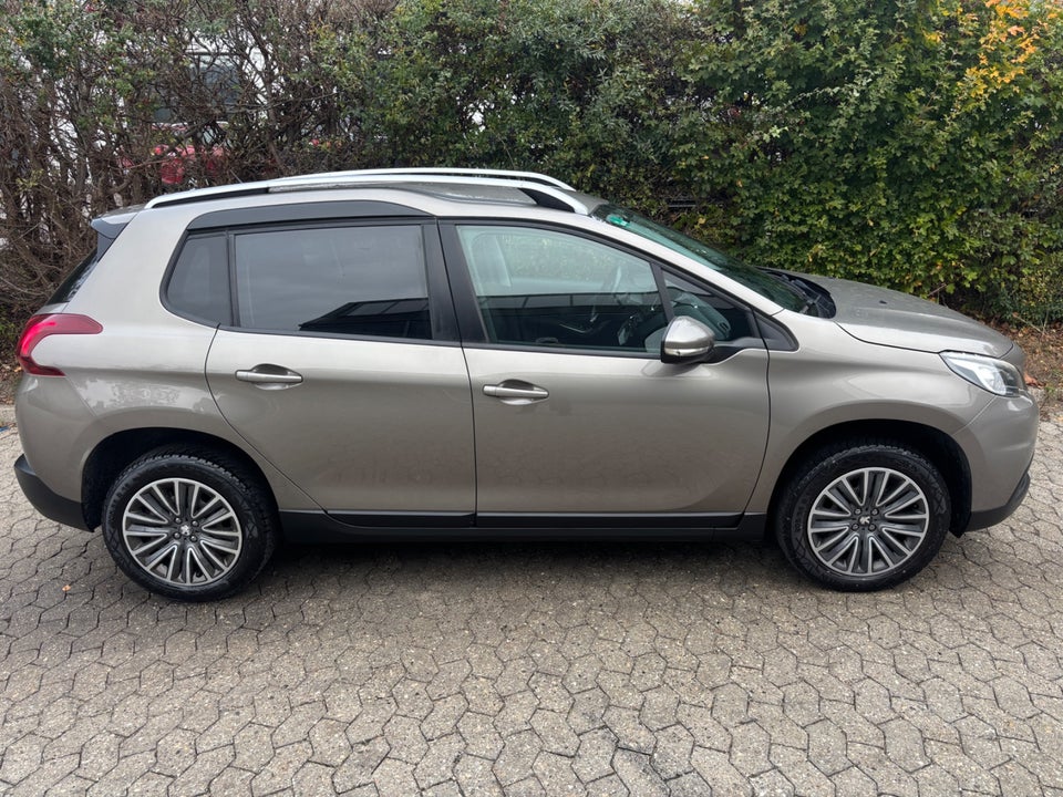 Peugeot 2008 1,2 VTi 82 Allure 5d