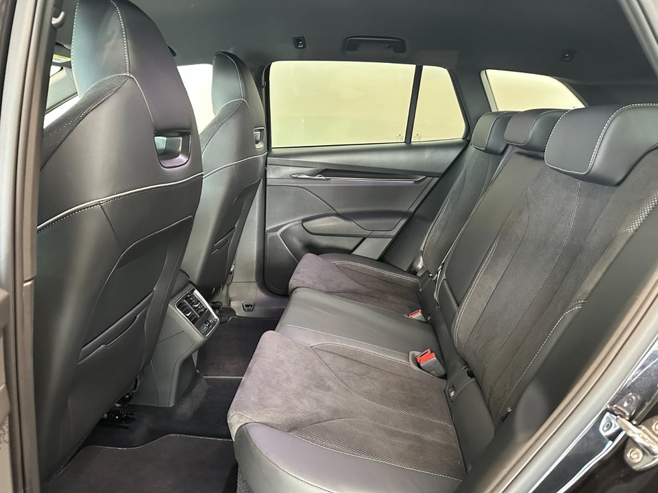 Skoda Enyaq 80 iV Sportline 5d