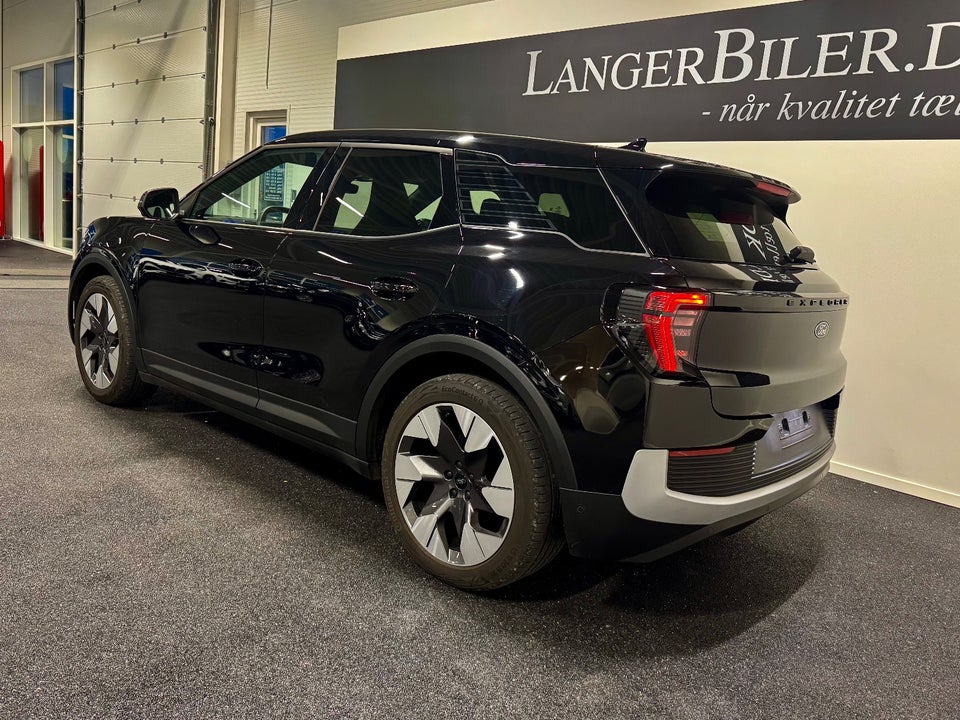 Ford Explorer 82 Premium Extended Range 5d