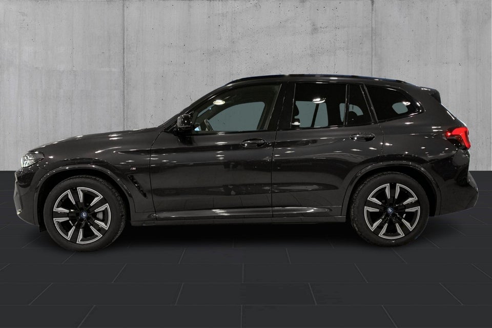 BMW iX3 Charged M-Sport 5d