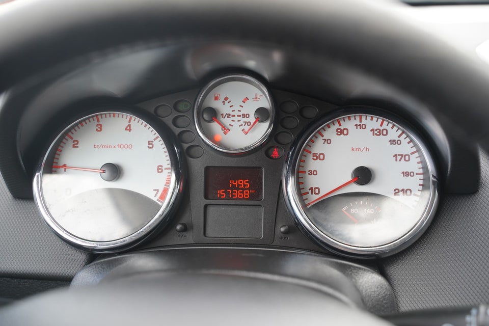 Peugeot 207 1,6 VTi S16 5d