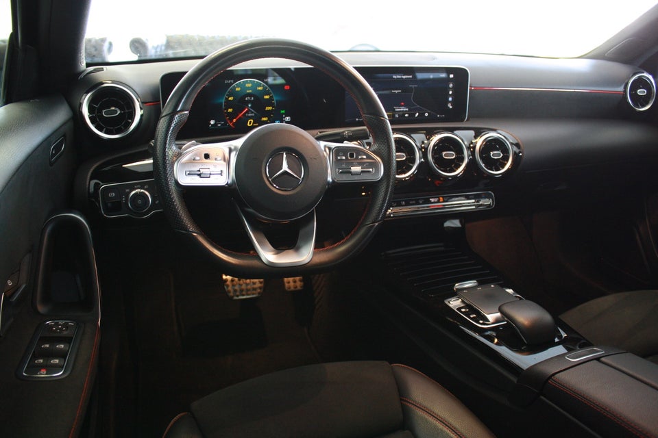 Mercedes A200 1,3 AMG Line aut. 5d