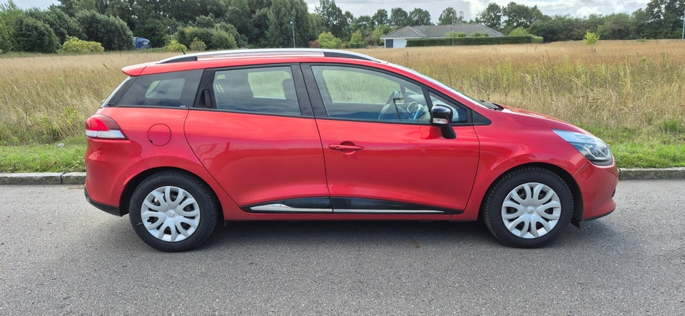 Renault Clio IV 0,9 TCe 90 Dynamique Sport Tourer 5d
