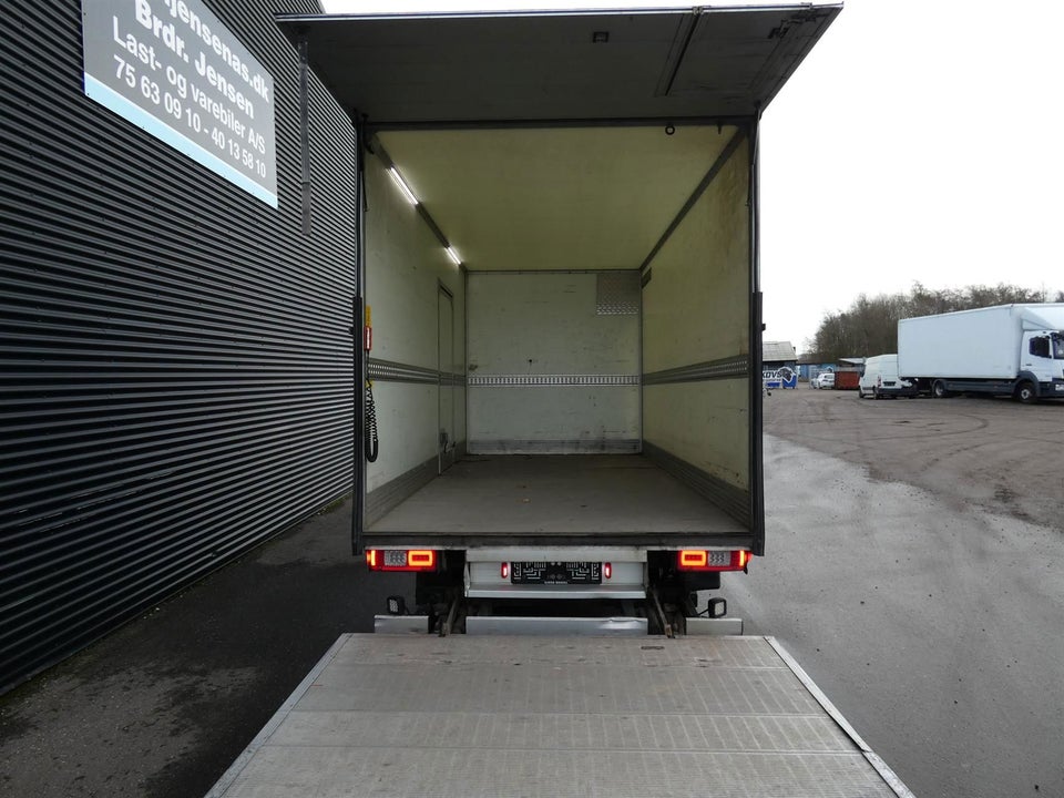 Mercedes Sprinter 317 2,0 CDi Alukasse m/lift aut. RWD 2d