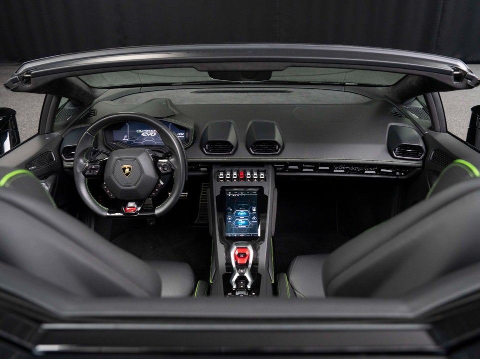 Lamborghini Huracan 5,2 EVO Spyder 2d