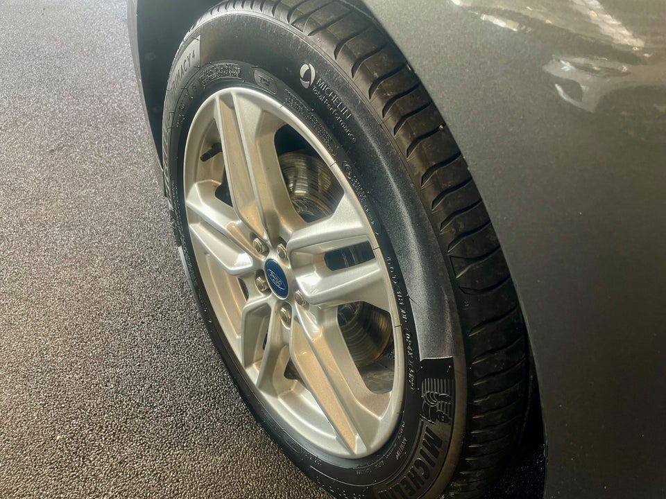Ford S-MAX 2,5 HEV Titanium CVT 7prs 5d