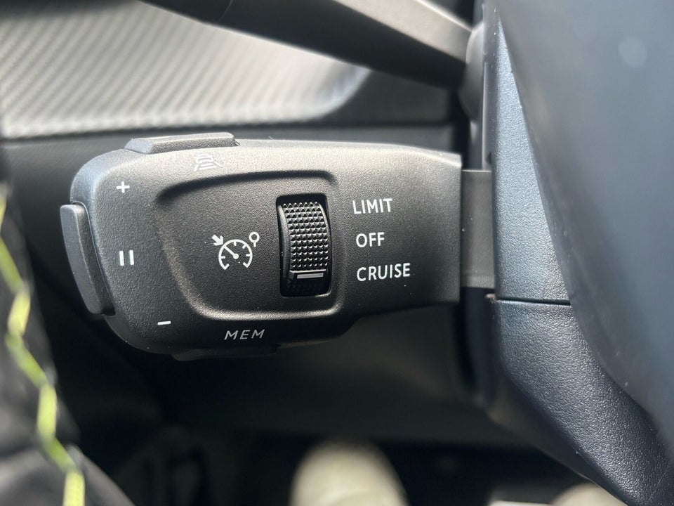 Peugeot e-208 54 GT Pack 5d