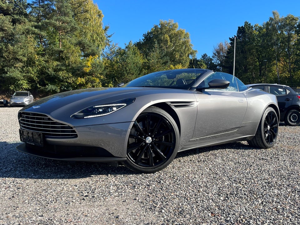 Aston Martin DB11 4,0 V8 Volante aut. 2d