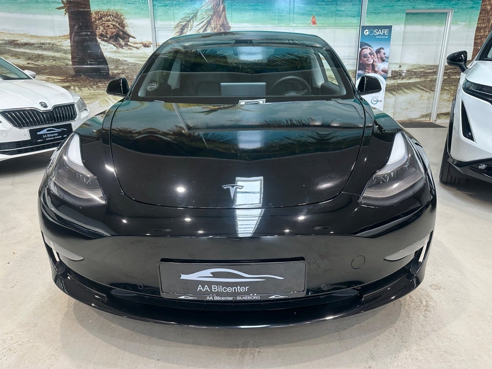 Tesla Model 3 Performance AWD 4d