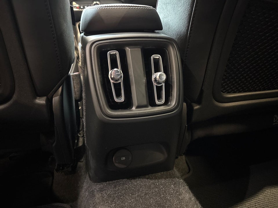 Volvo C40 P6 ReCharge Plus 5d