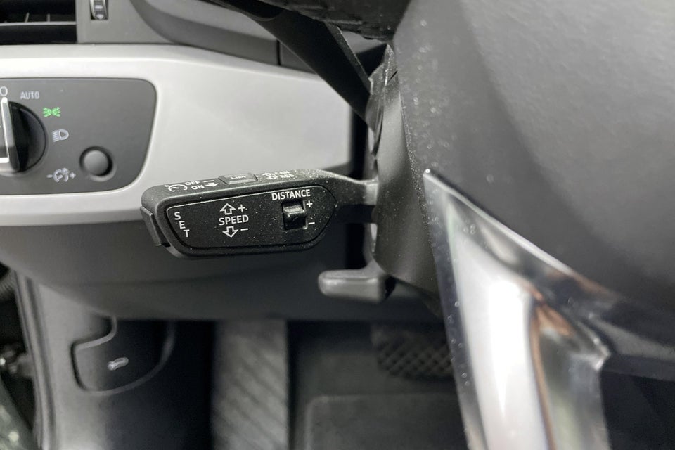 Audi A4 40 TFSi S-line plus Avant S-tr. 5d