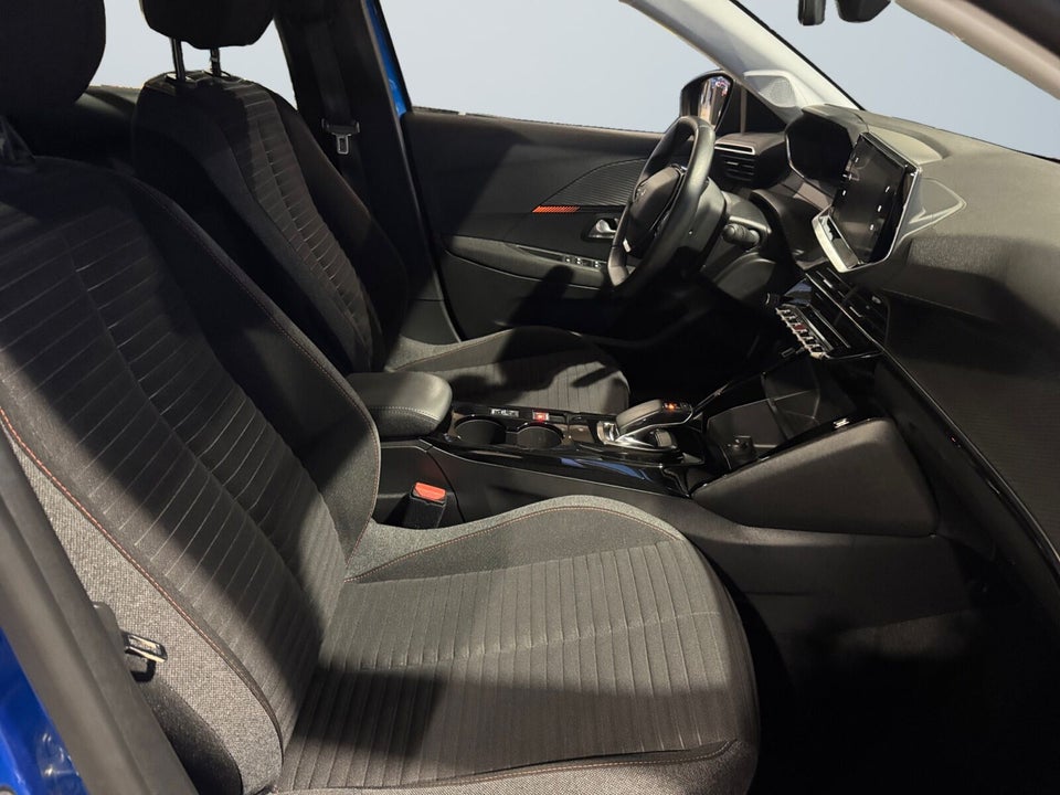 Peugeot e-208 50 Active 5d