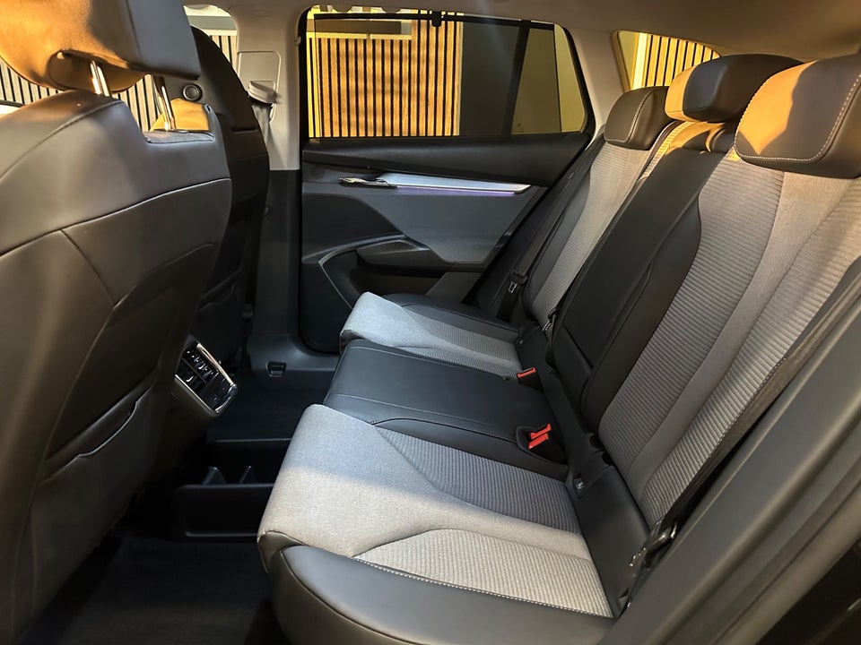 Skoda Enyaq 85 iV Premium 5d