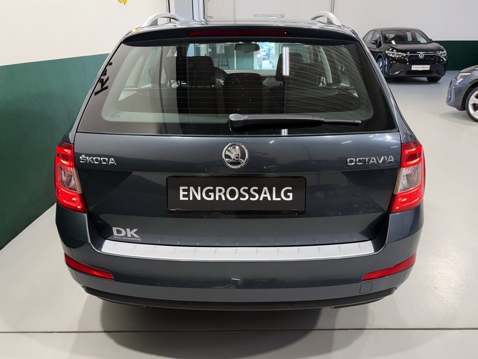 Skoda Octavia 1,6 TDi 105 Active Combi 5d