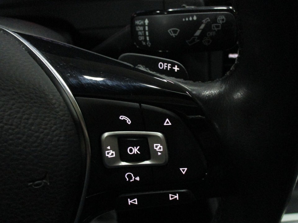 VW Golf VII 1,5 TSi 130 Comfortline DSG 5d