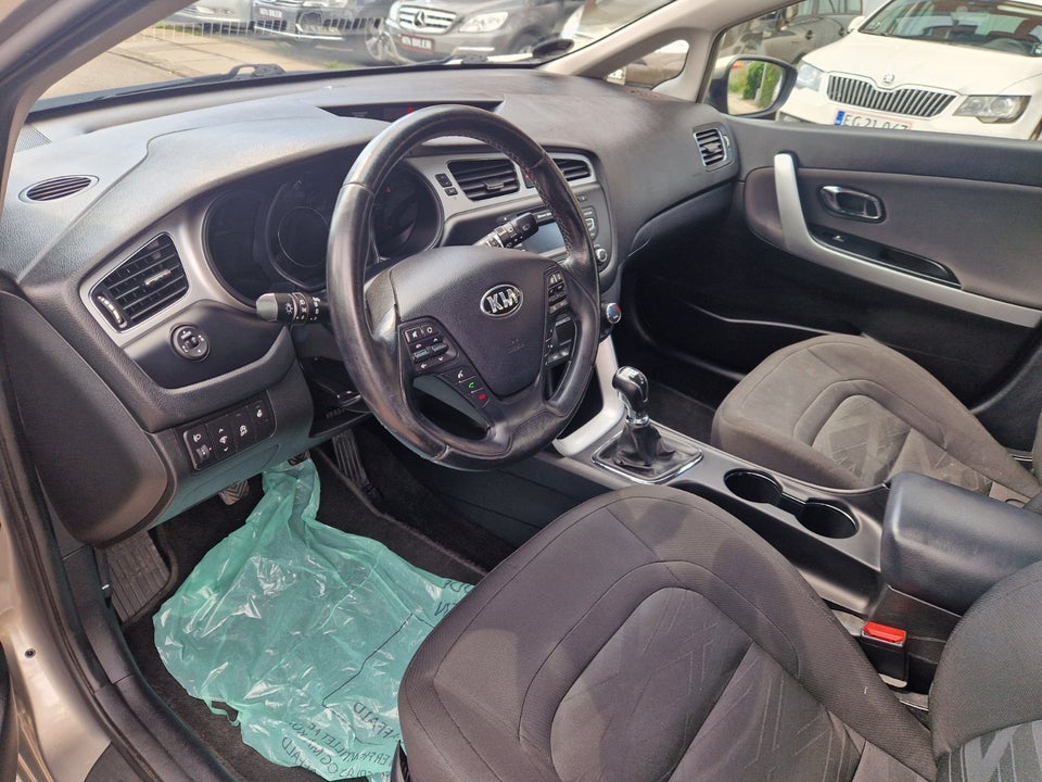 Kia Ceed 1,6 CRDi 128 Active+ SW 5d