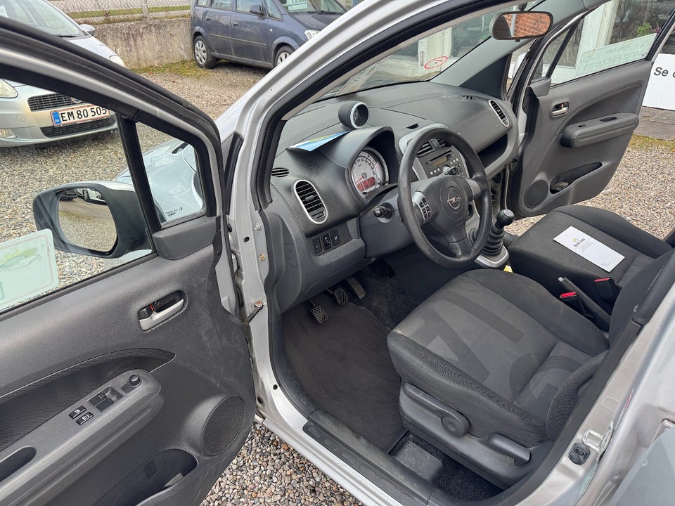 Opel Agila 1,2 Enjoy 5d