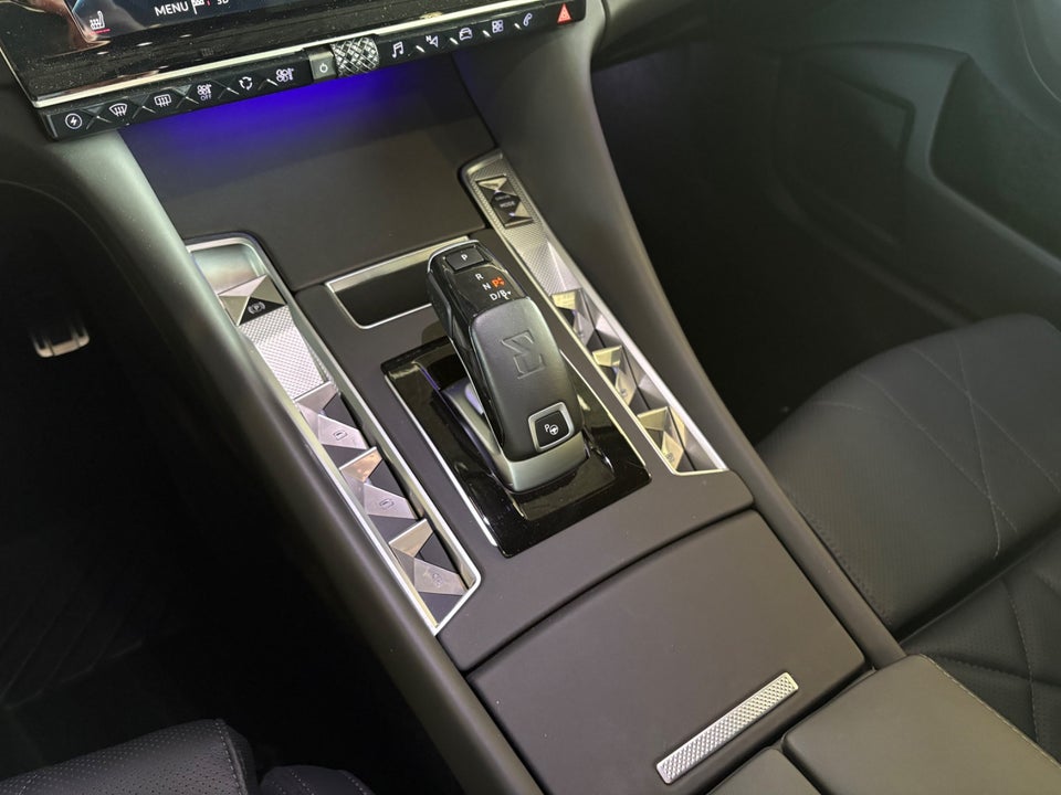 DS DS 9 1,6 E-Tense Rivoli EAT8 4d