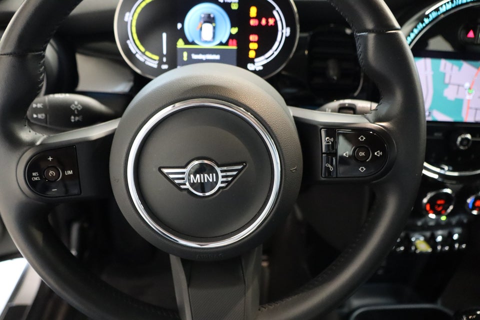 MINI Cooper SE Classic Trim 3d