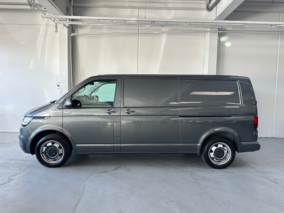 VW Transporter 2,0 TDi 204 Kassevogn DSG lang