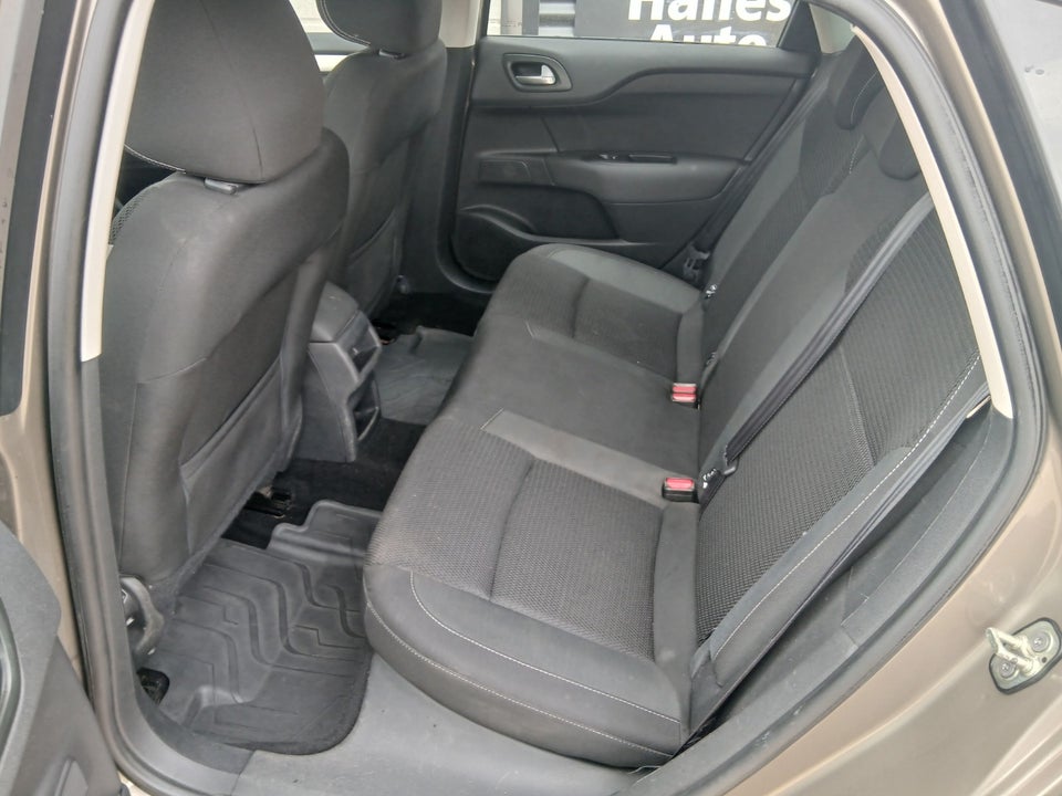 Citroën C4 1,2 PureTech 110 Feel 5d