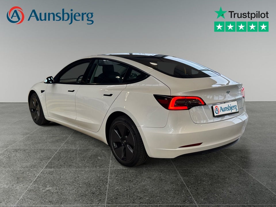 Tesla Model 3 Long Range AWD 4d