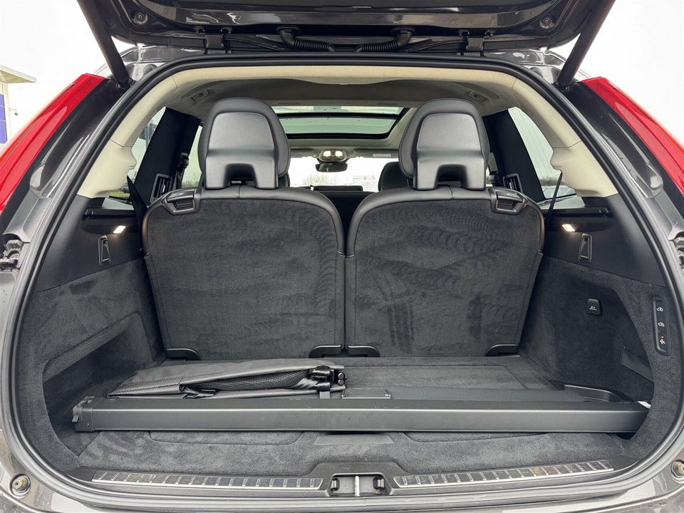 Volvo XC90 2,0 T8 ReCharge Ultimate Bright aut. AWD 7prs 5d